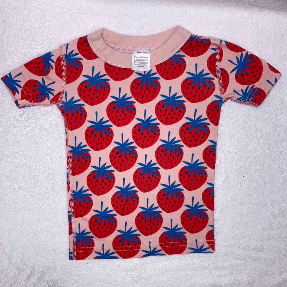 Hanna Andersson strawberry snug fit cotton pajama top 3t